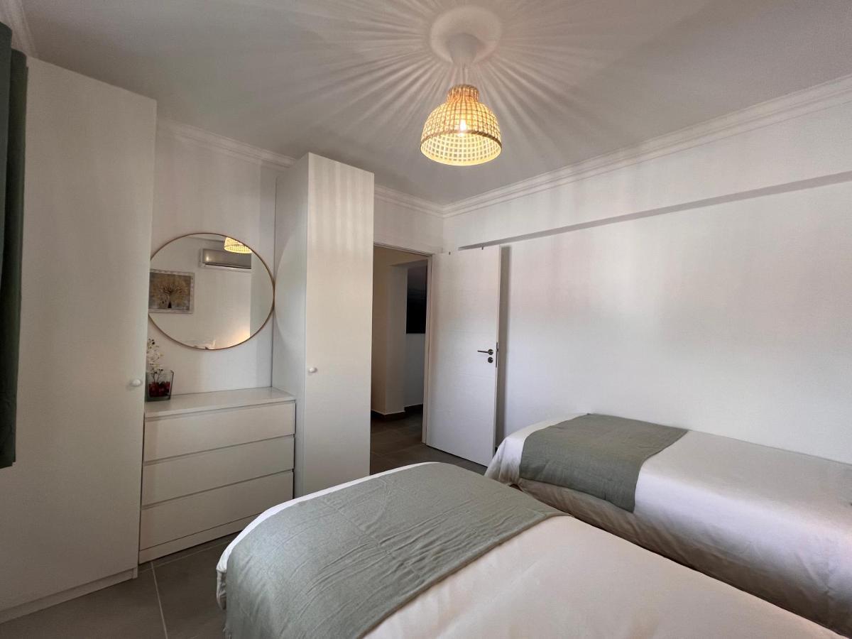 Oasis De Verao- 2 Bedrooms Flat With Swimming Pool Sagres Bagian luar foto